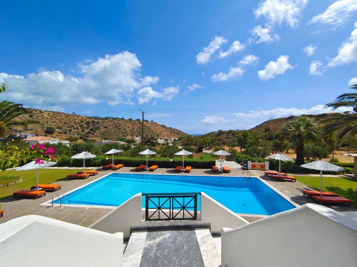 Alex (Adults Only) Hotel การ์ปาตอส ภายนอก รูปภาพ